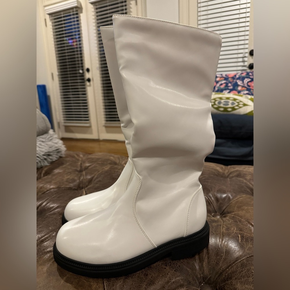 Men’s Costume White Boots XS